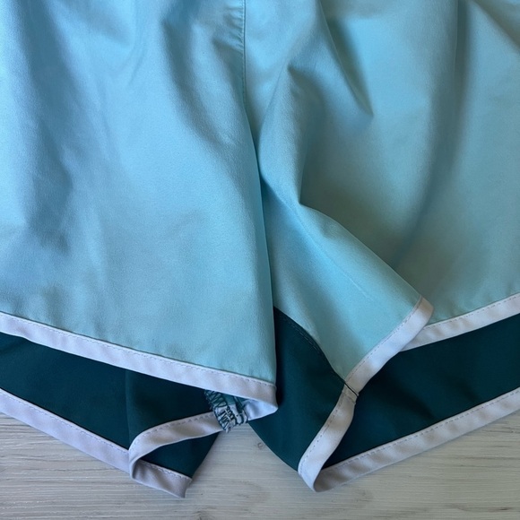 NIKE dri-fit running shorts size S EUC - Picture 5 of 15